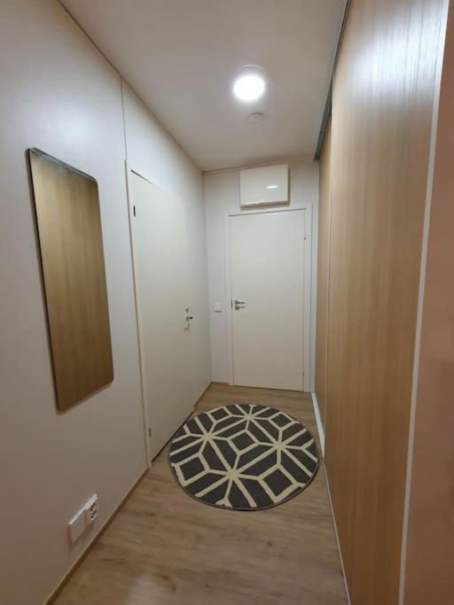 Kaksio Keskustan Vieressae Apartment Rovaniemi Bagian luar foto